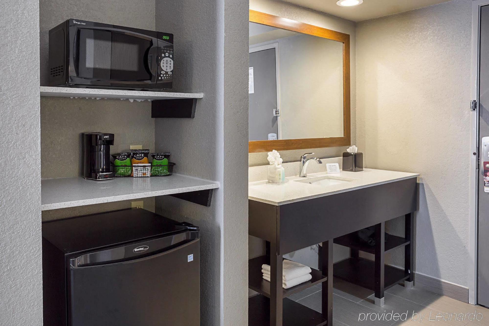 Comfort Suites University Baton Rouge Eksteriør billede